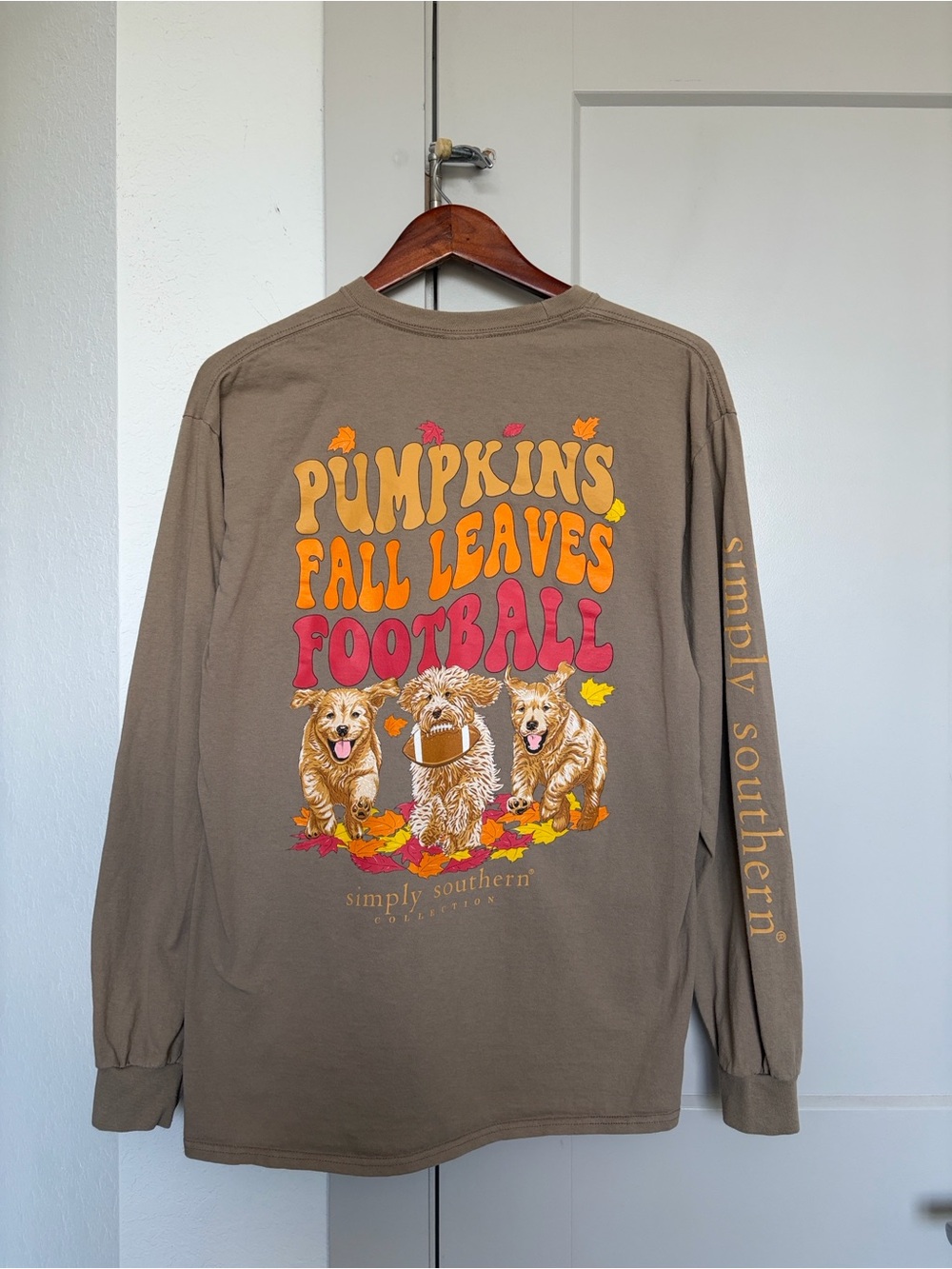 SIMPLY SOUTHERN FALLS LEAVES FOOTBALL LONG SLEEVE T-SHIRT BROWN WOMEN’S LARGE